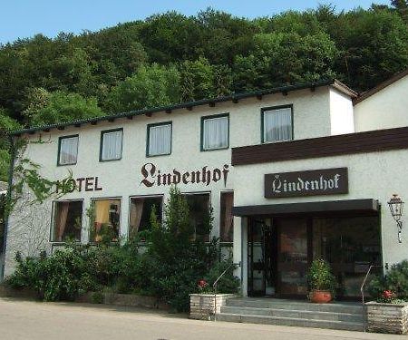 Lindenhof Hotell Mörnsheim Exteriör bild